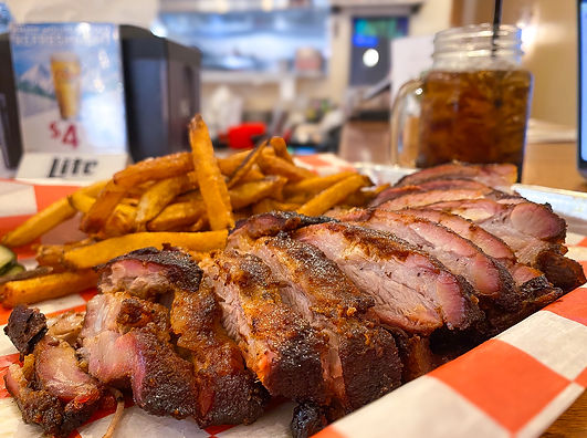 The Prized Pig in Mishawaka, IN (2)