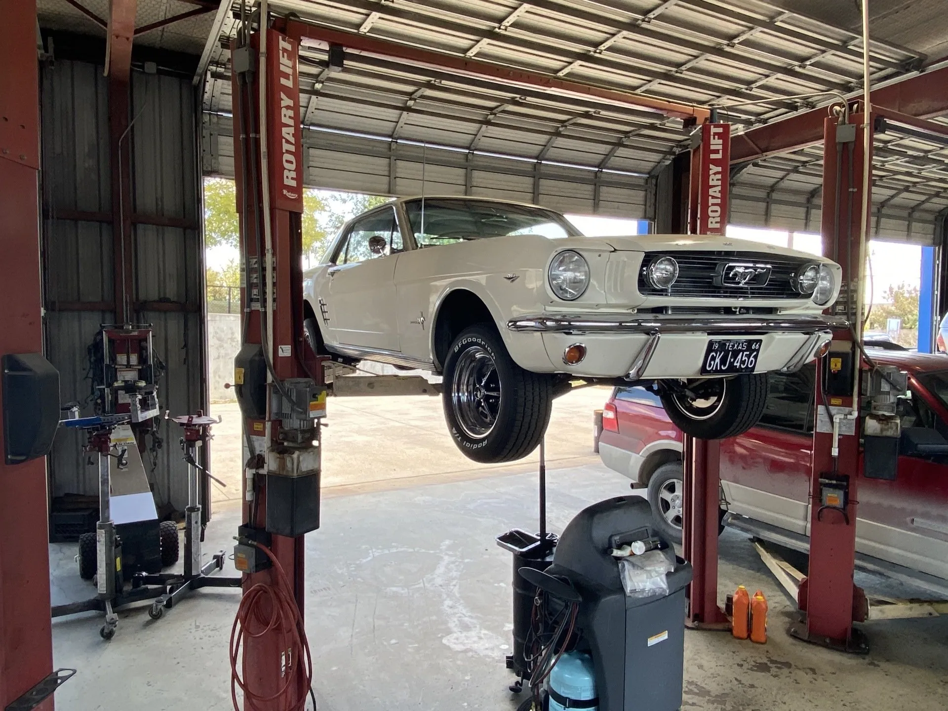 Georgetown Interstate Transmission & Auto Repair in Georgetown, TX (2)