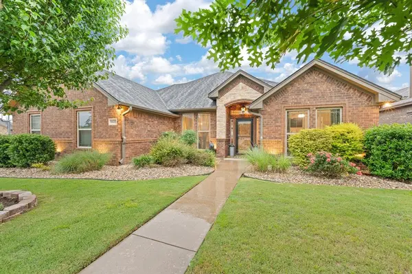 Stephanie Simmons Realty Group I Cleburne, TX in Joshua, TX (5)