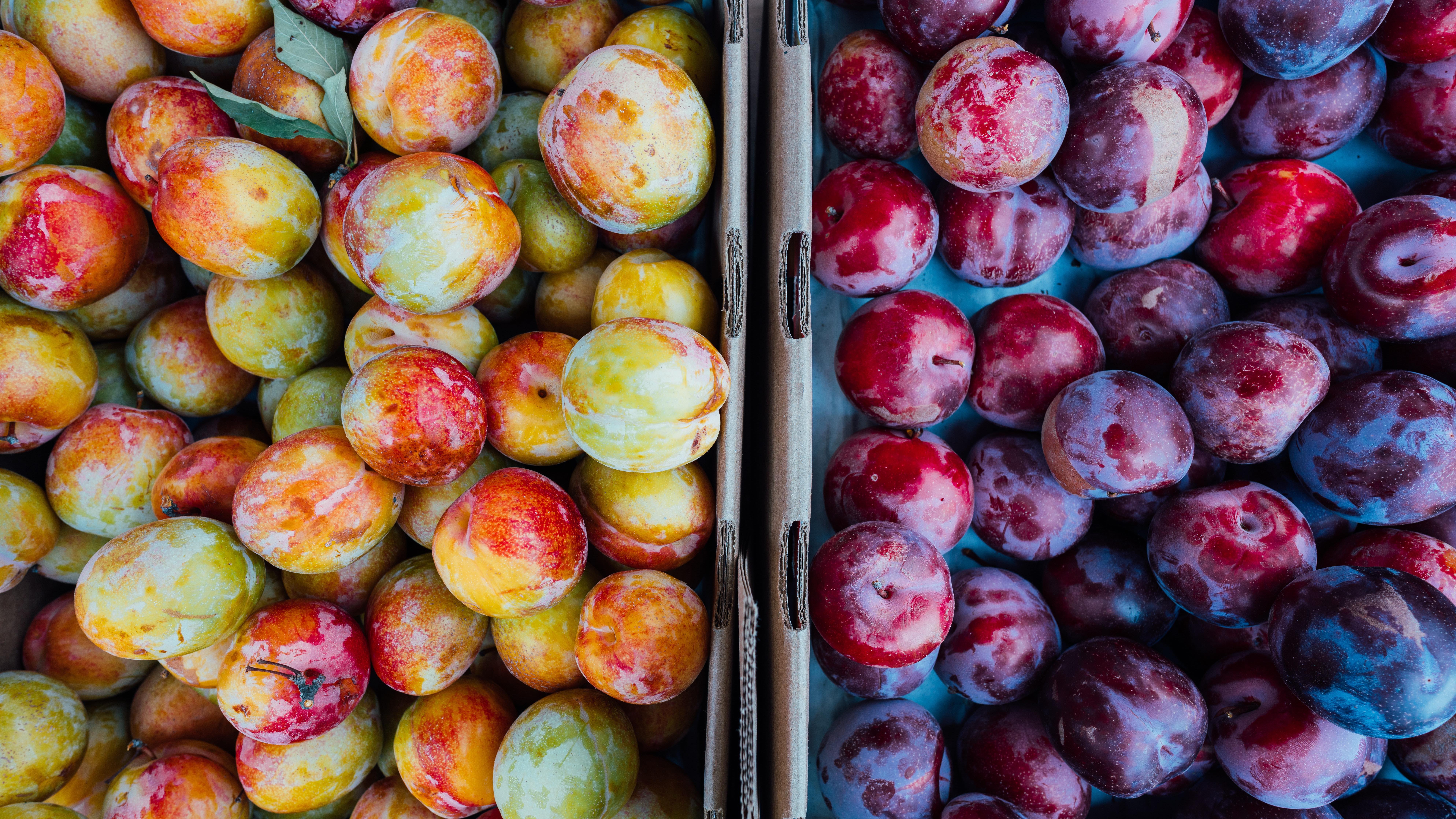 Resendiz Family Fruit Barn in Hughson, CA