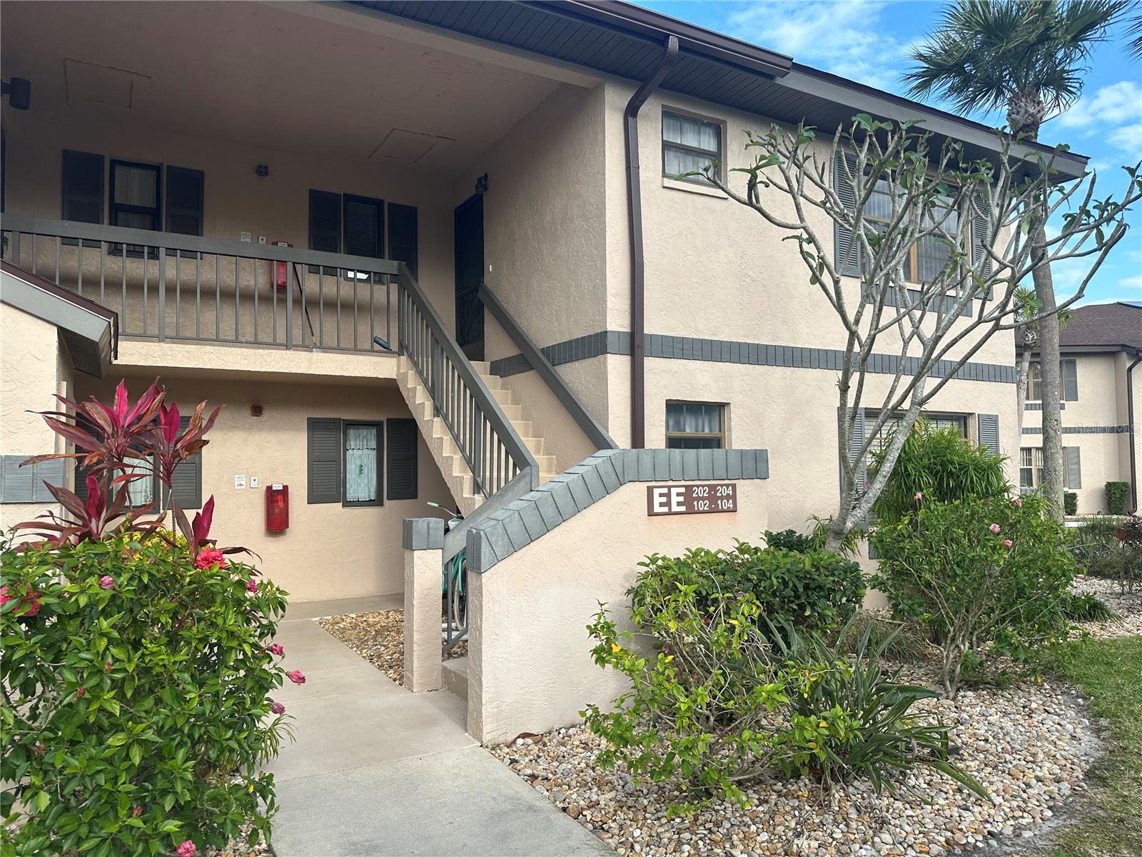 Jan Hlywa LLC at Coldwell Banker Realty in Venice, FL (6)