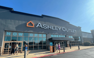 Ashley Outlet in North Olmsted, OH (4)