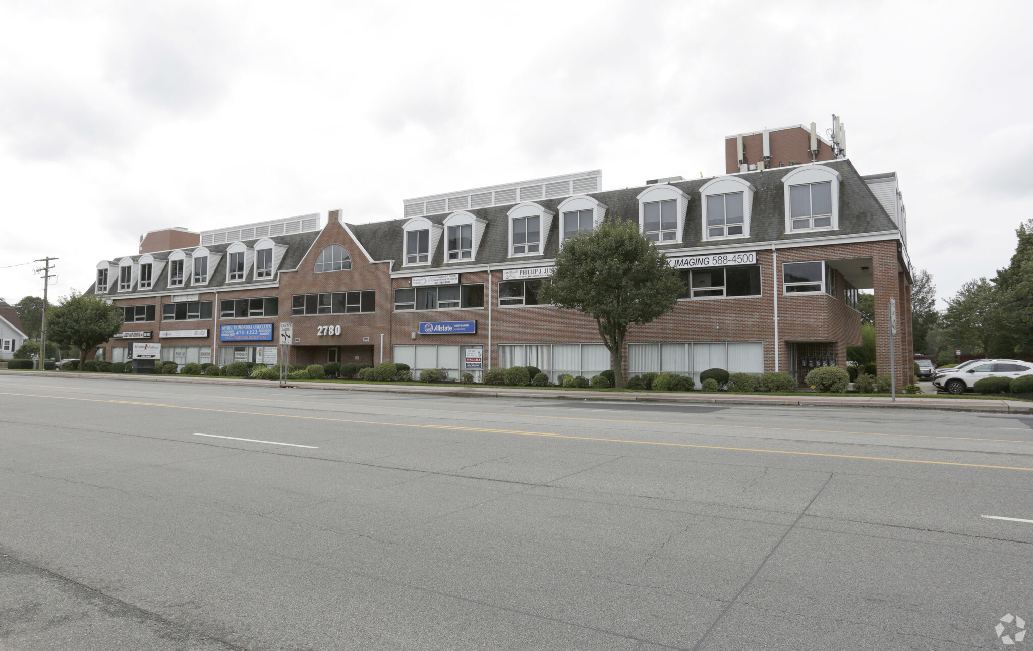 HomeSmart Premier Living Realty in Williston Park, NY