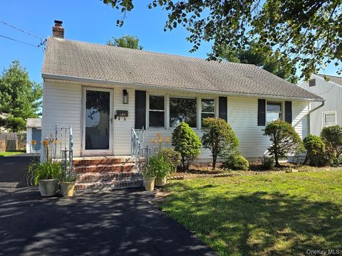 HomeSmart Premier Living Realty in Williston Park, NY (4)