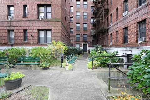HomeSmart Premier Living Realty in Williston Park, NY (6)