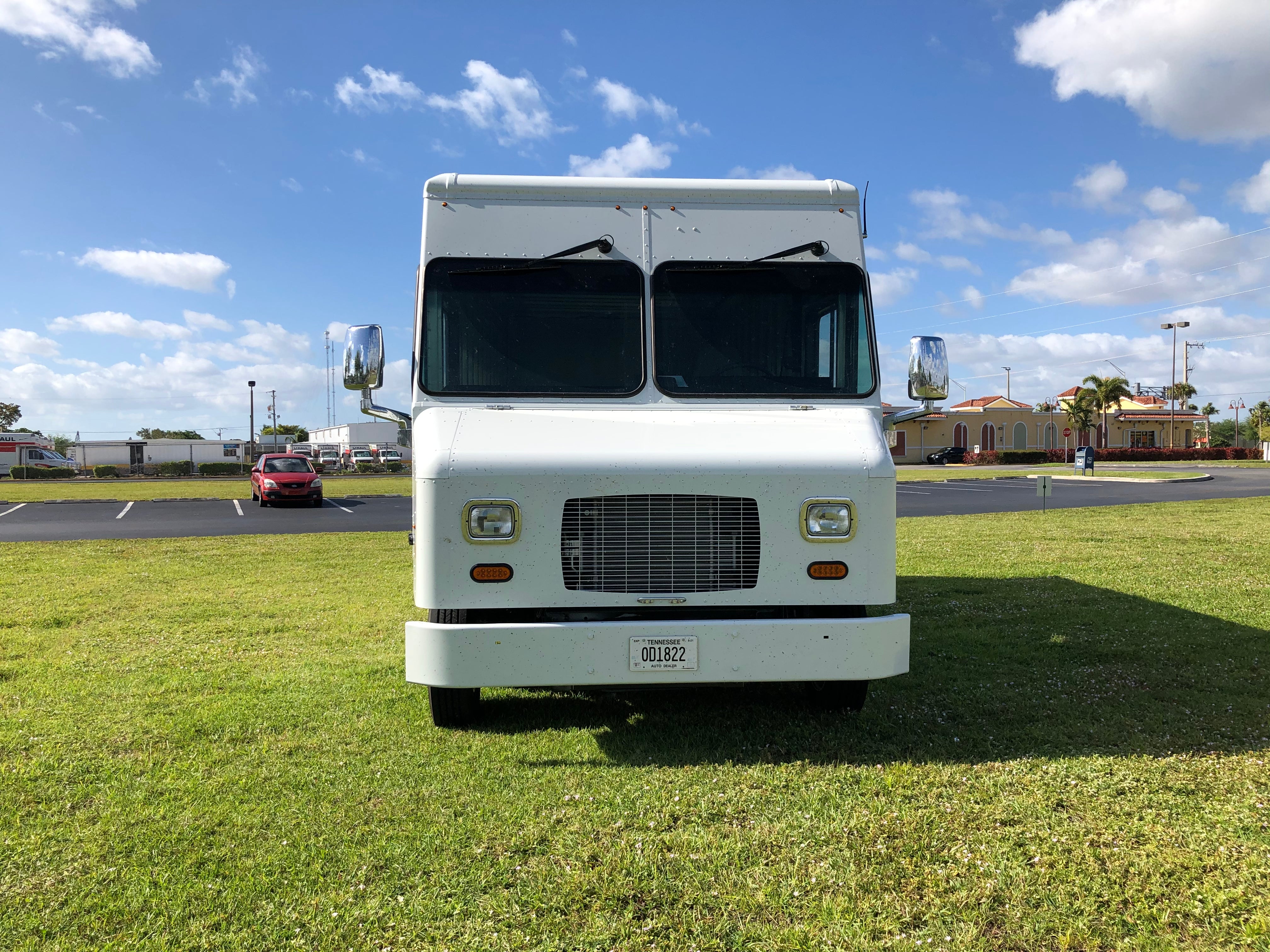 Heat Custom Food Truck Builders & Wraps in West Park, FL (2)