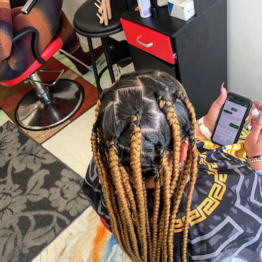 Winnie African hair braiding in Jamaica, NY (4)