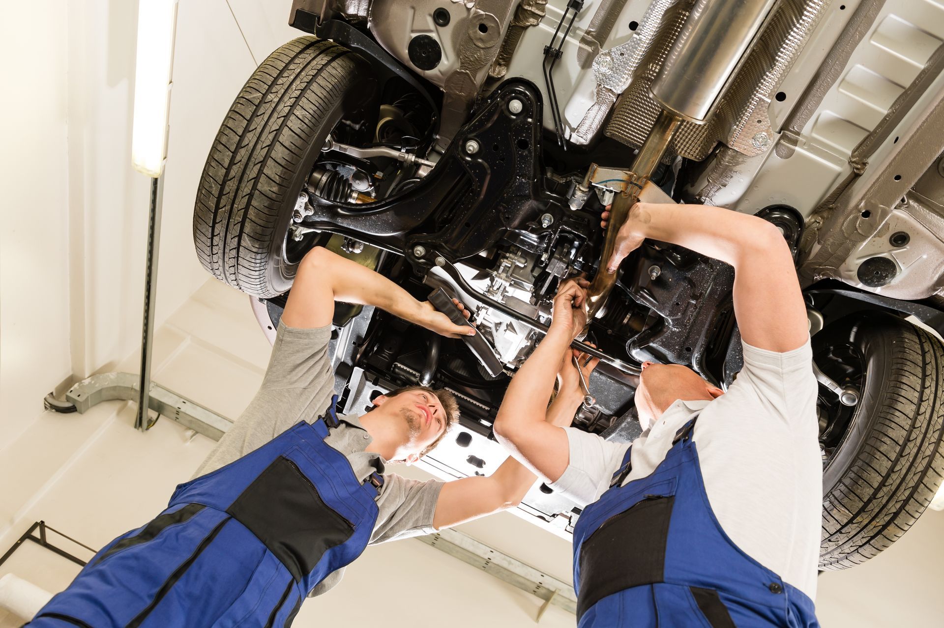Deluxe Paint & Body Works in Charlotte, NC