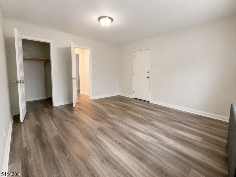 FloroStone Realty Inc. in Roselle Park, NJ (5)