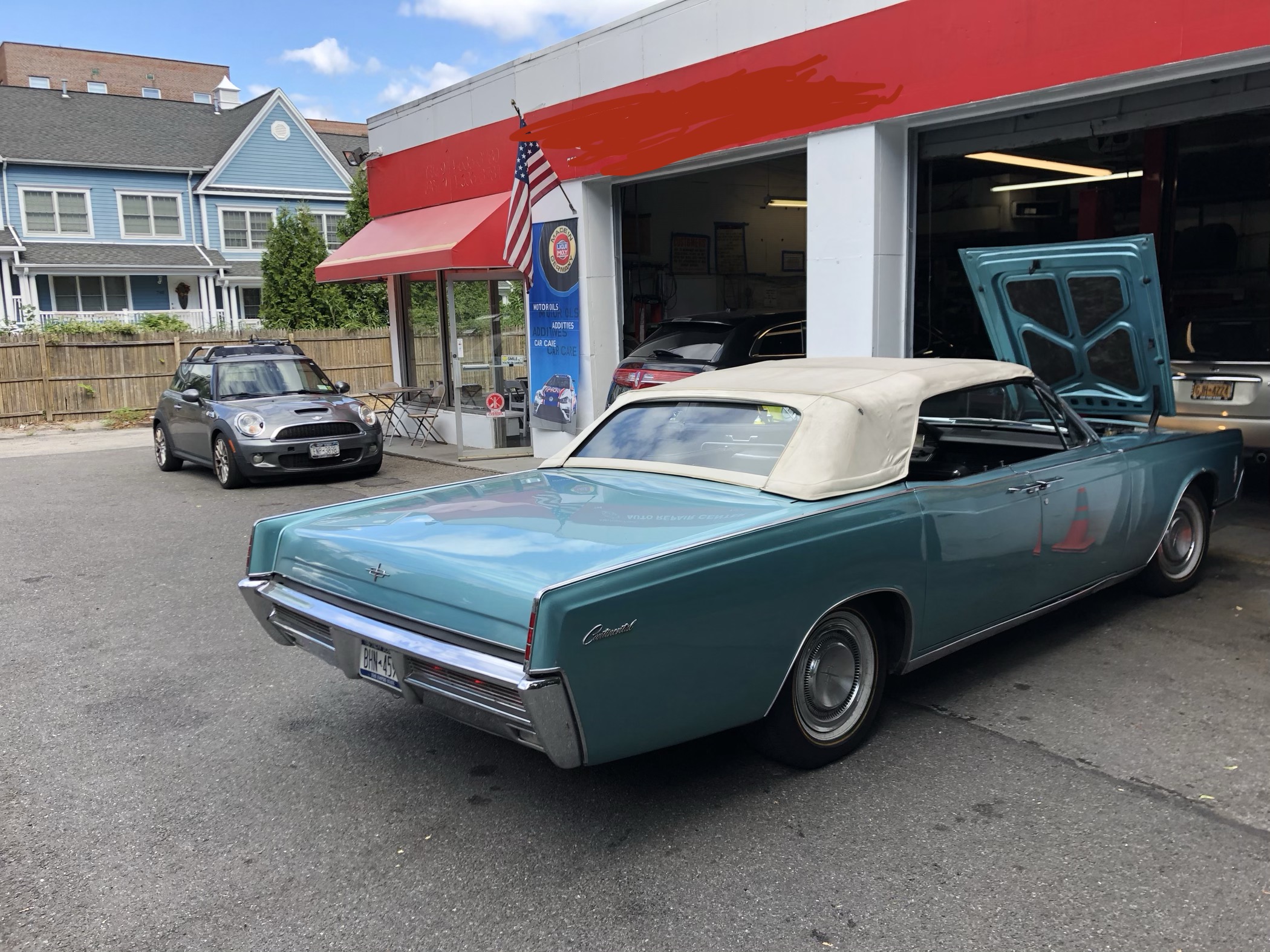 Autobahn Motors, Inc. in New Rochelle, NY (3)