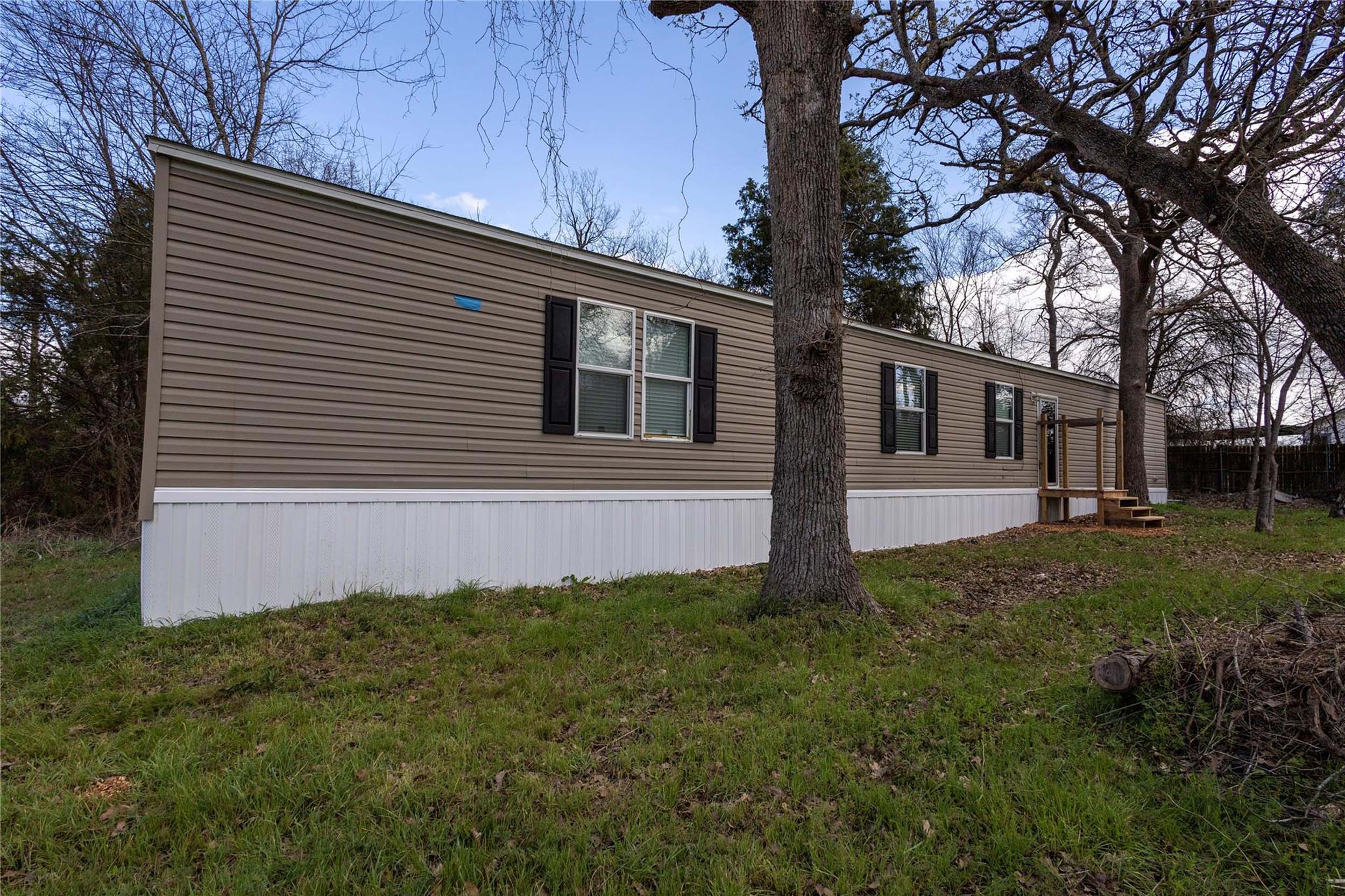 Weatheread Johnson Realty, Cedar Creek Lake Specialist in Gun Barrel City, TX (3)