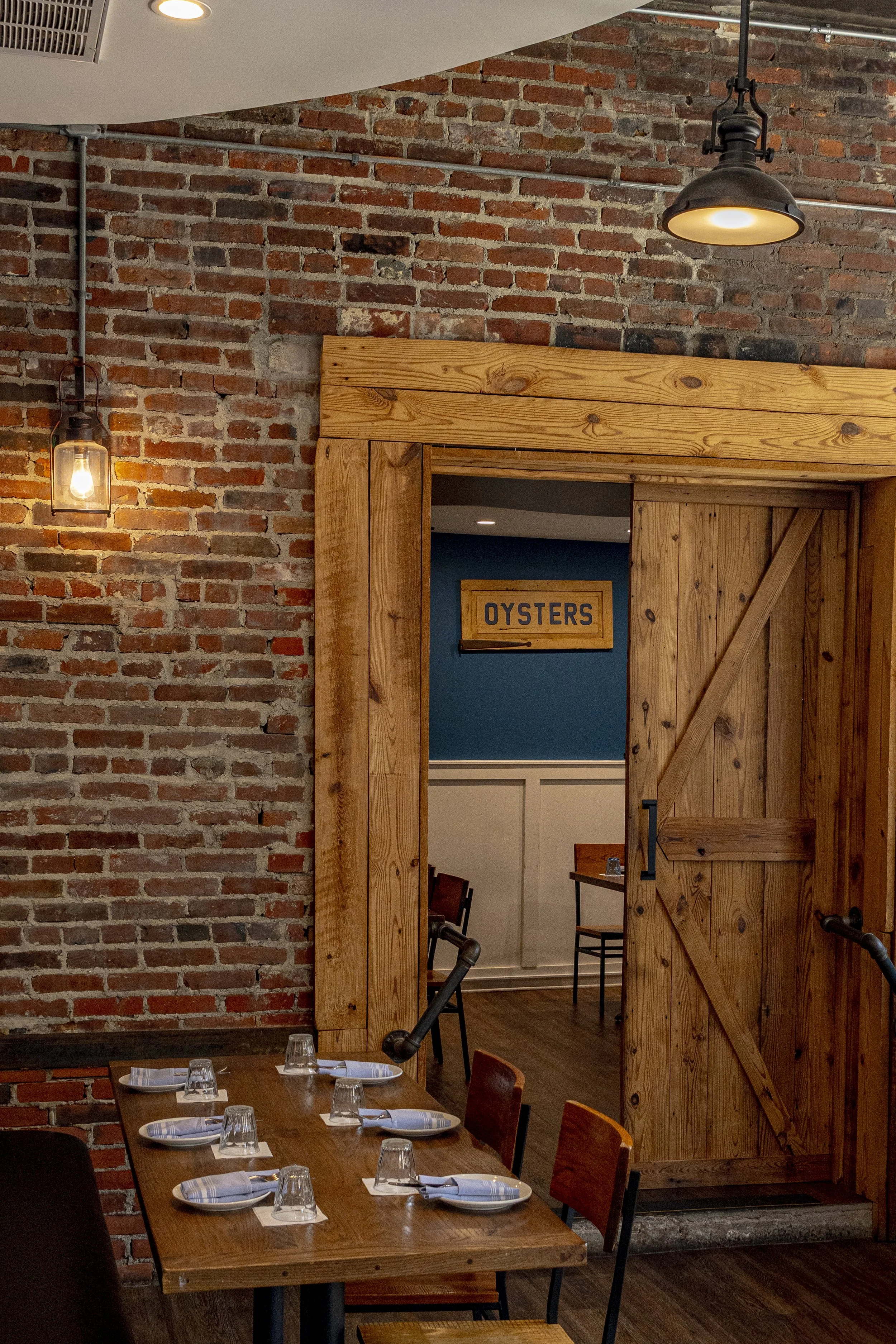 Mogan's Oyster House in Salisbury, MD (2)