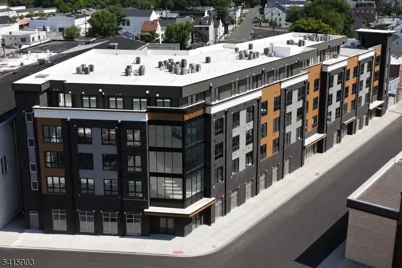Realty One Group Prodigy in Woodland Park, NJ (4)