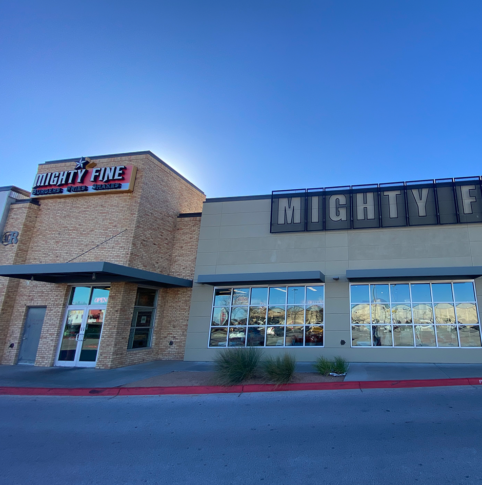 Mighty Fine Burgers Sunset Valley in Austin, TX (4)