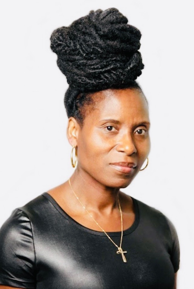 Locs and Twist /Erlande Essence Salon in Beverly Hills, CA (3)