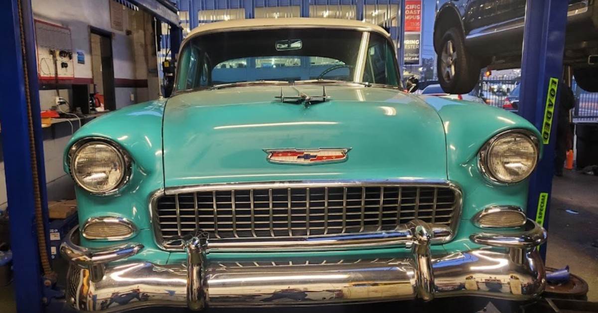 De Leon Auto Repair and Transmissions in Long Beach, CA
