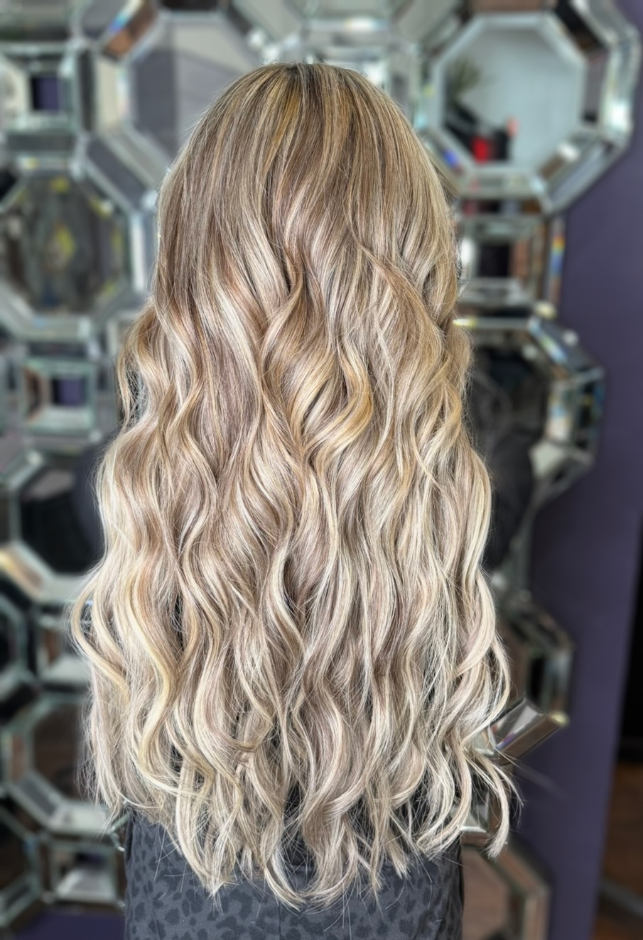 Salon Atmosphere in Pittsburgh, PA (4)