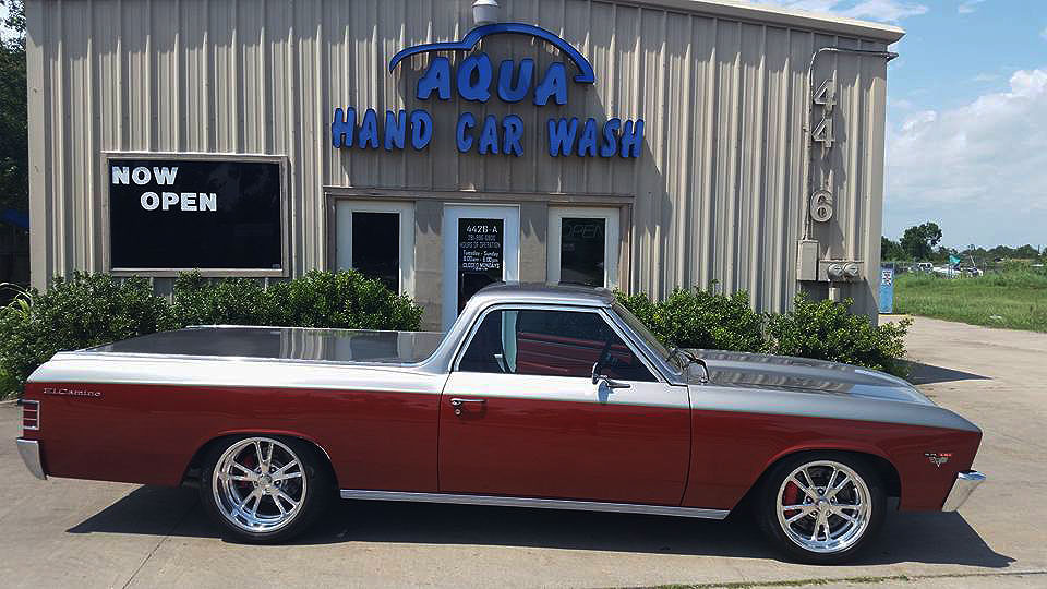 Aqua Hand Car Wash And Detail Center in Friendswood, TX (3)