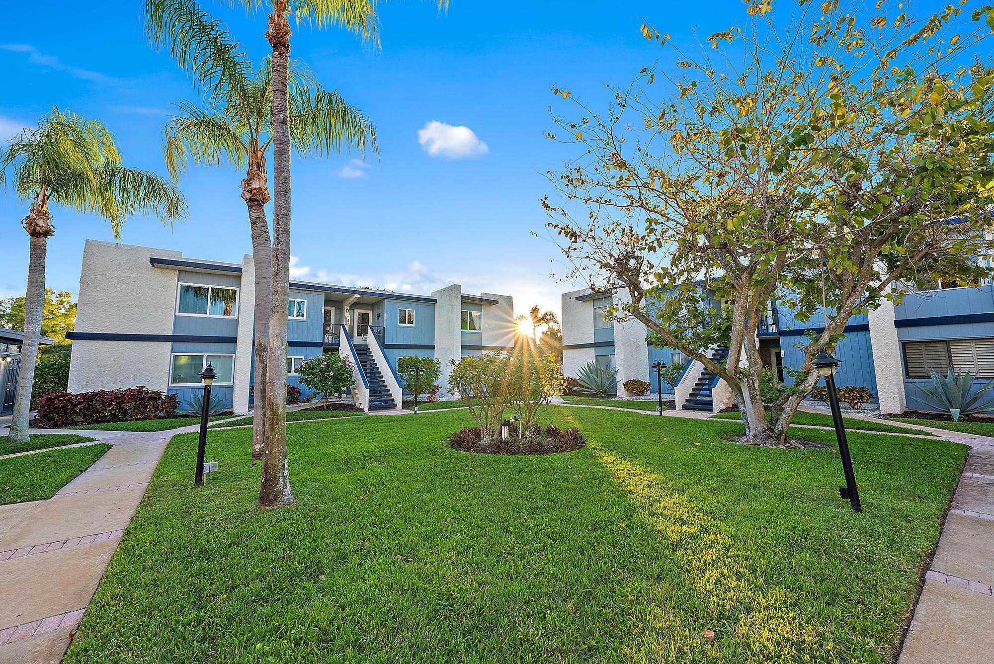 Meyer Lucas Real Estate Team in Jupiter, FL (4)