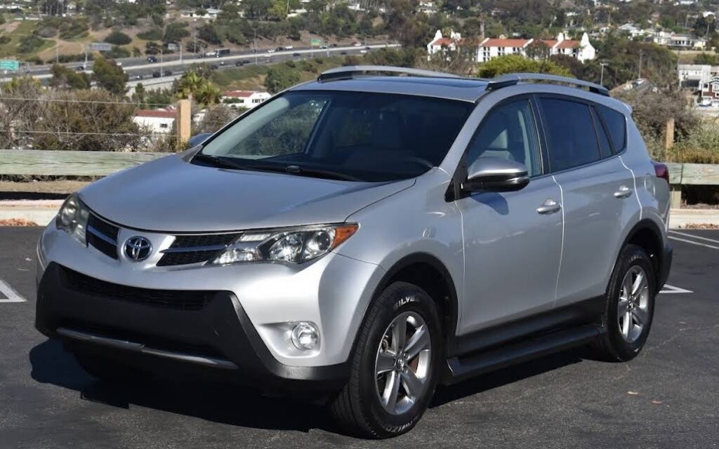Johnson's Auto Detailing Services in Capistrano Beach, CA (4)