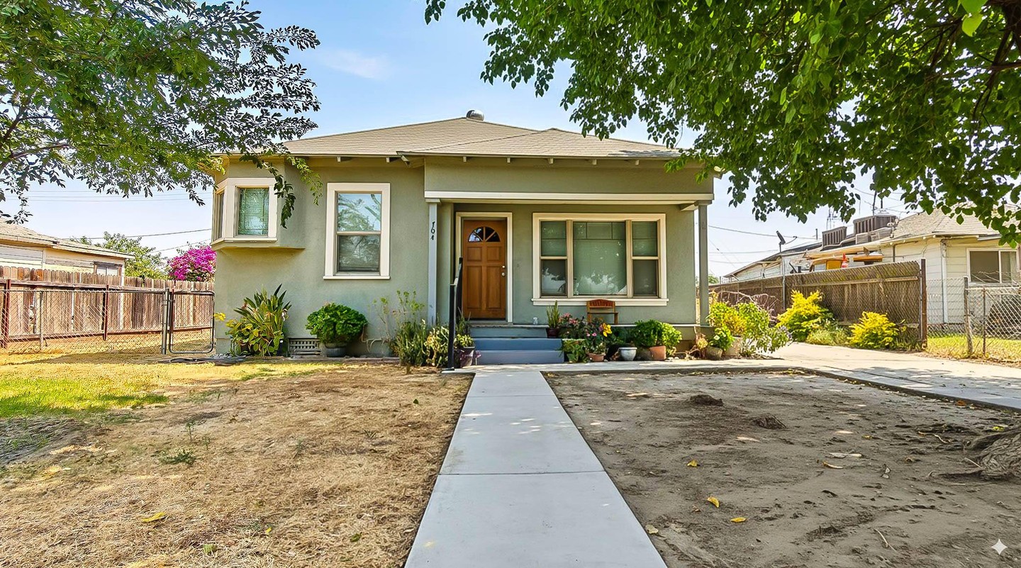 Dalia's Income Tax Services LLC in Porterville, CA (5)