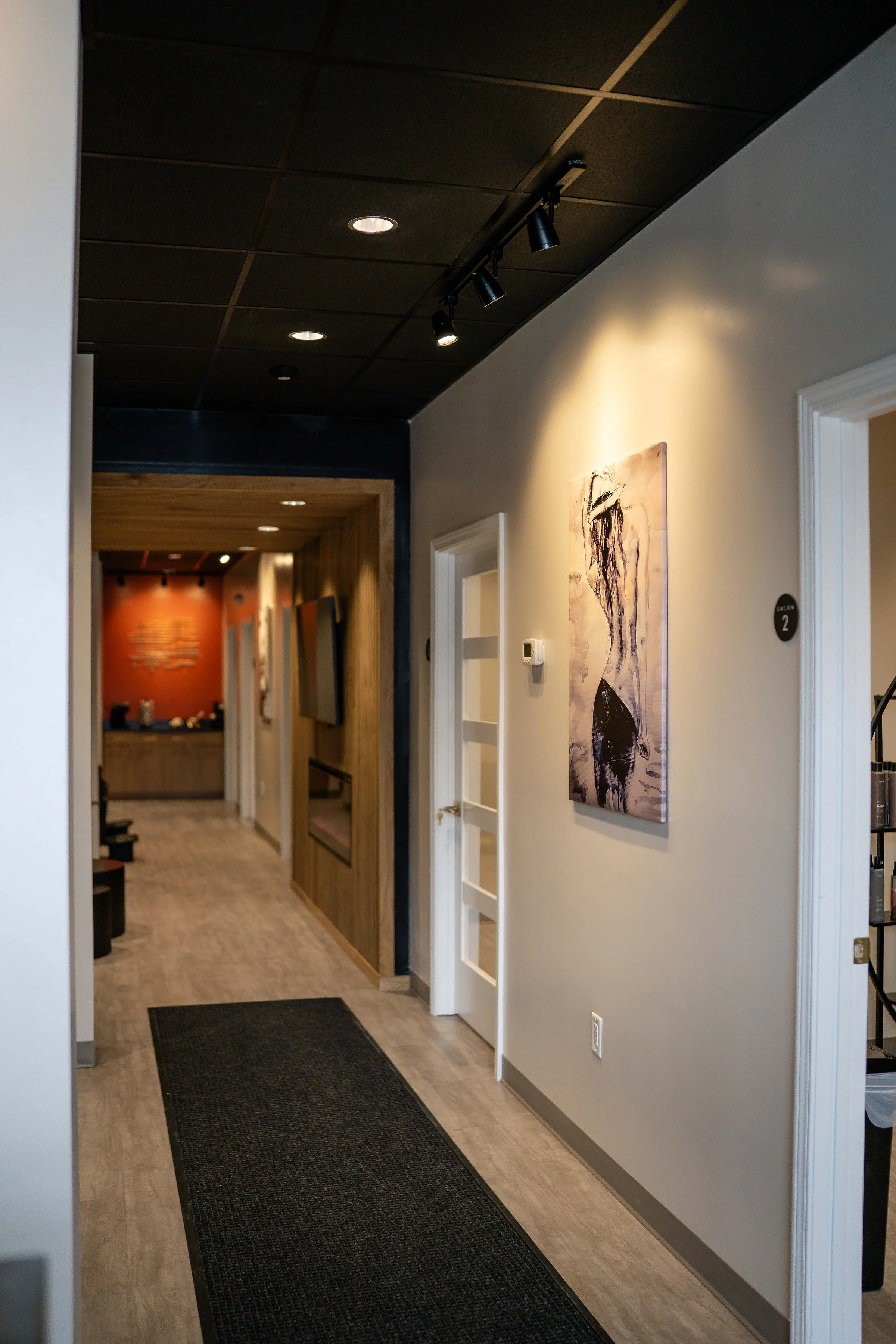 Structured Edge Salons in Highland Heights, OH (2)