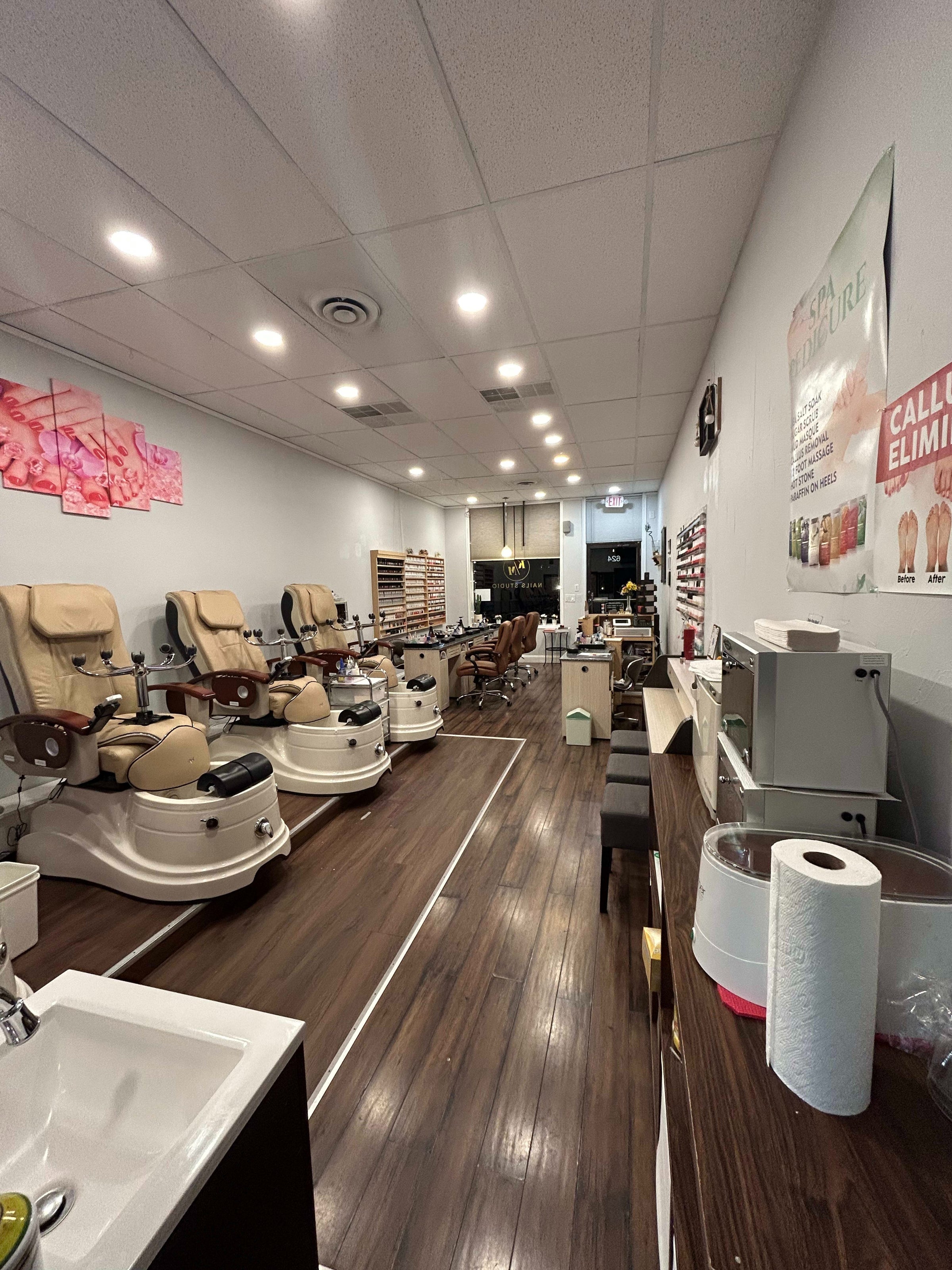 KM Nails Studio in Kenilworth, NJ (3)