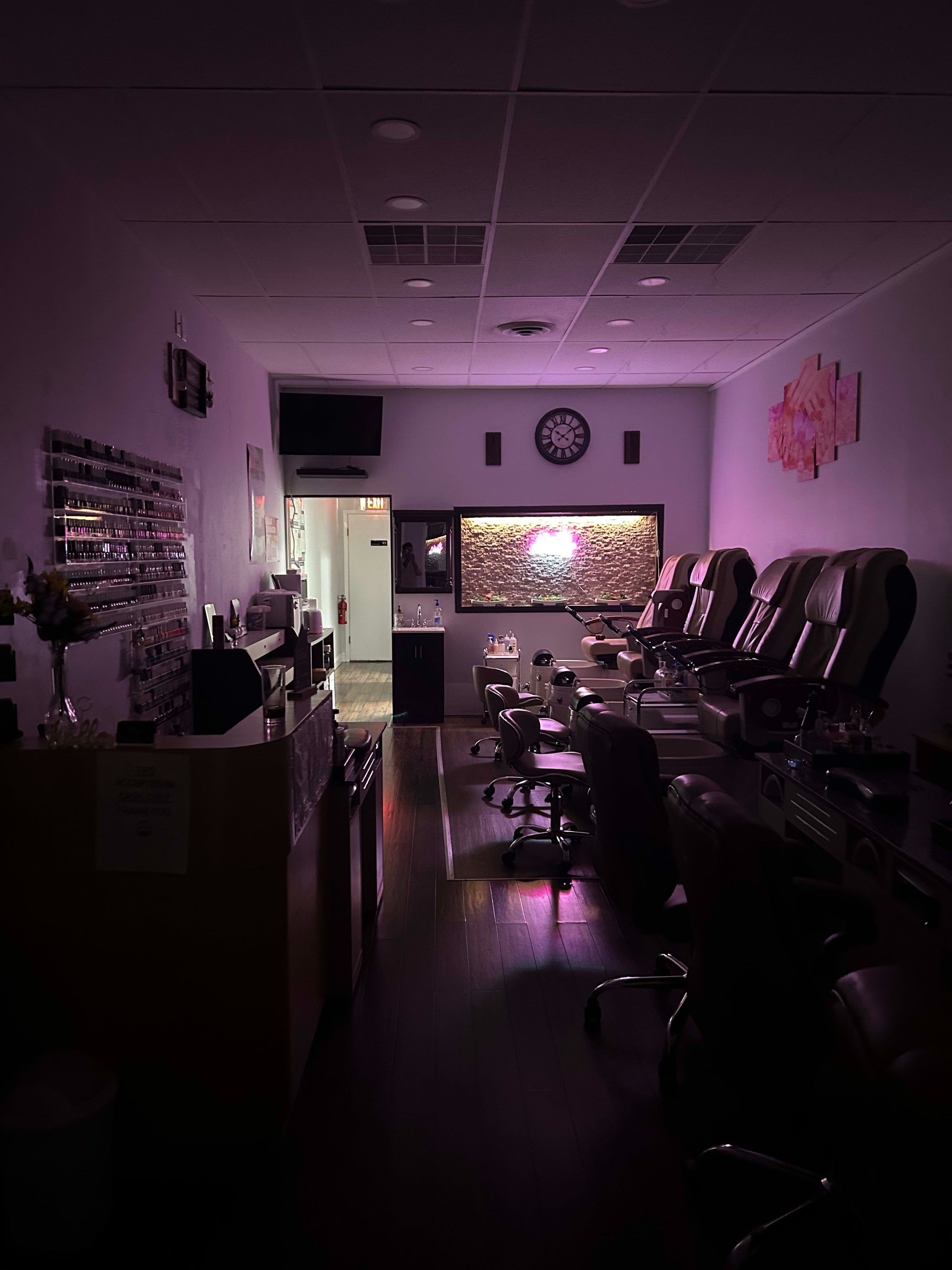 KM Nails Studio in Kenilworth, NJ (4)