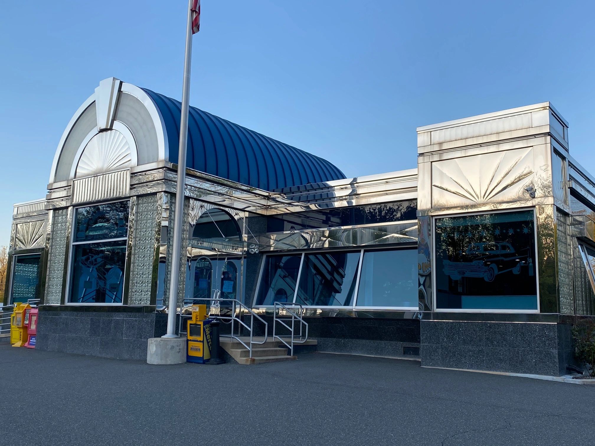Americana Diner in Bechtelsville, PA