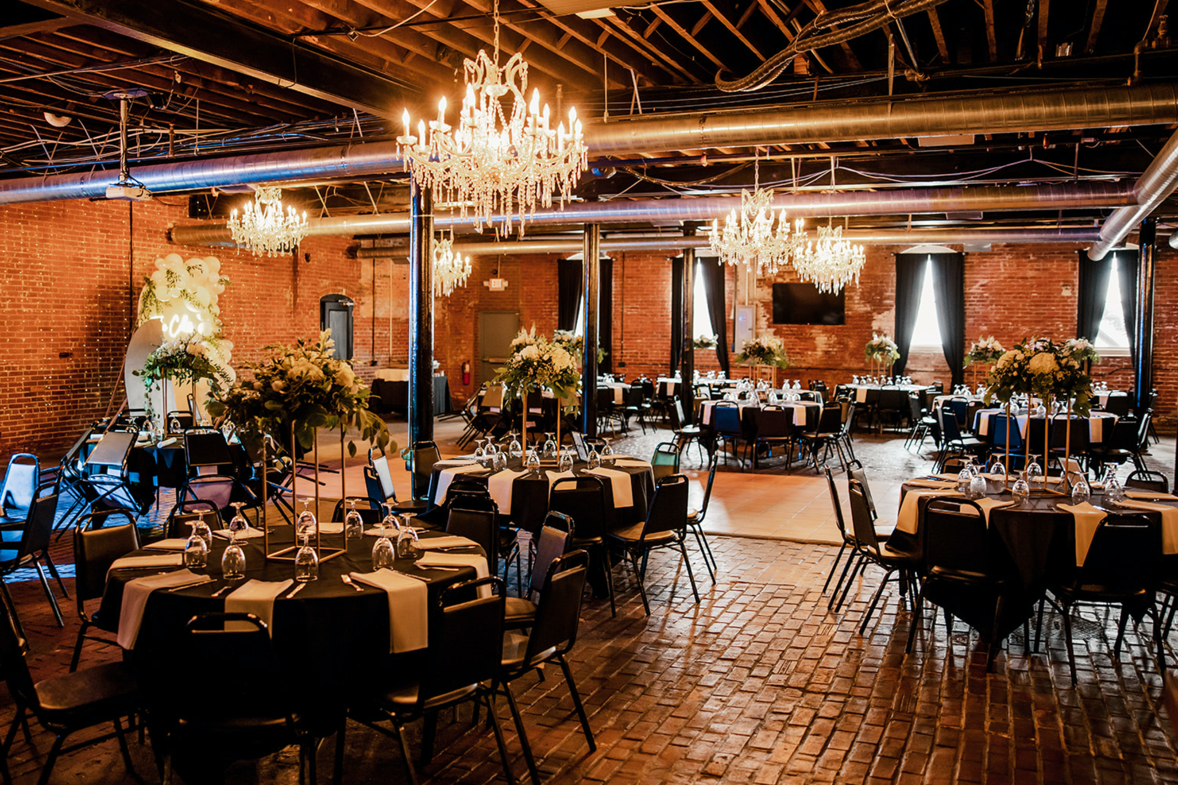 Alexandria's | Bar | Restaurant | Event Venue in Findlay, OH (2)