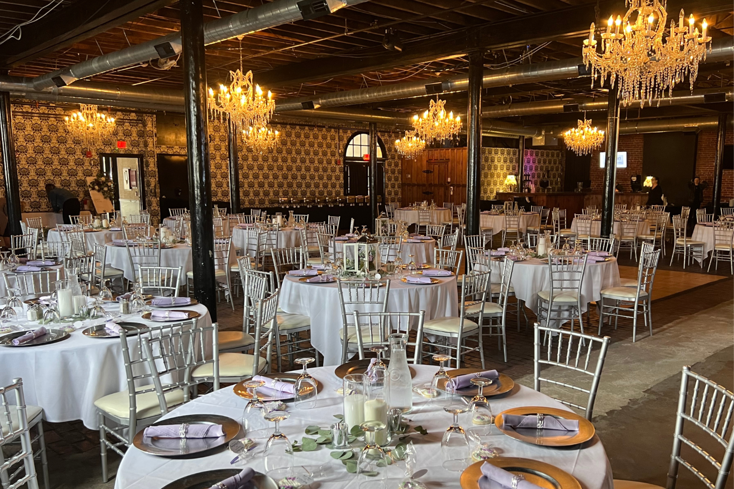 Alexandria's | Bar | Restaurant | Event Venue in Findlay, OH (3)