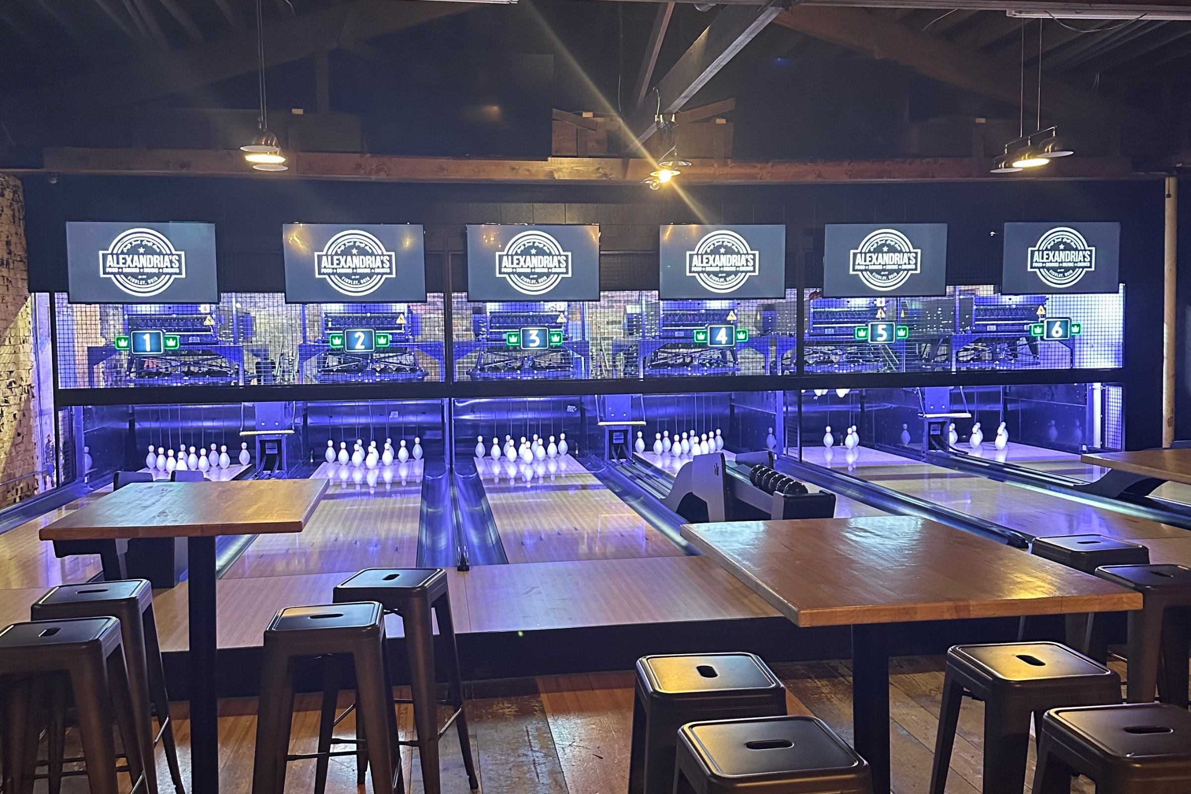 Alexandria's | Bar | Restaurant | Event Venue in Findlay, OH (4)