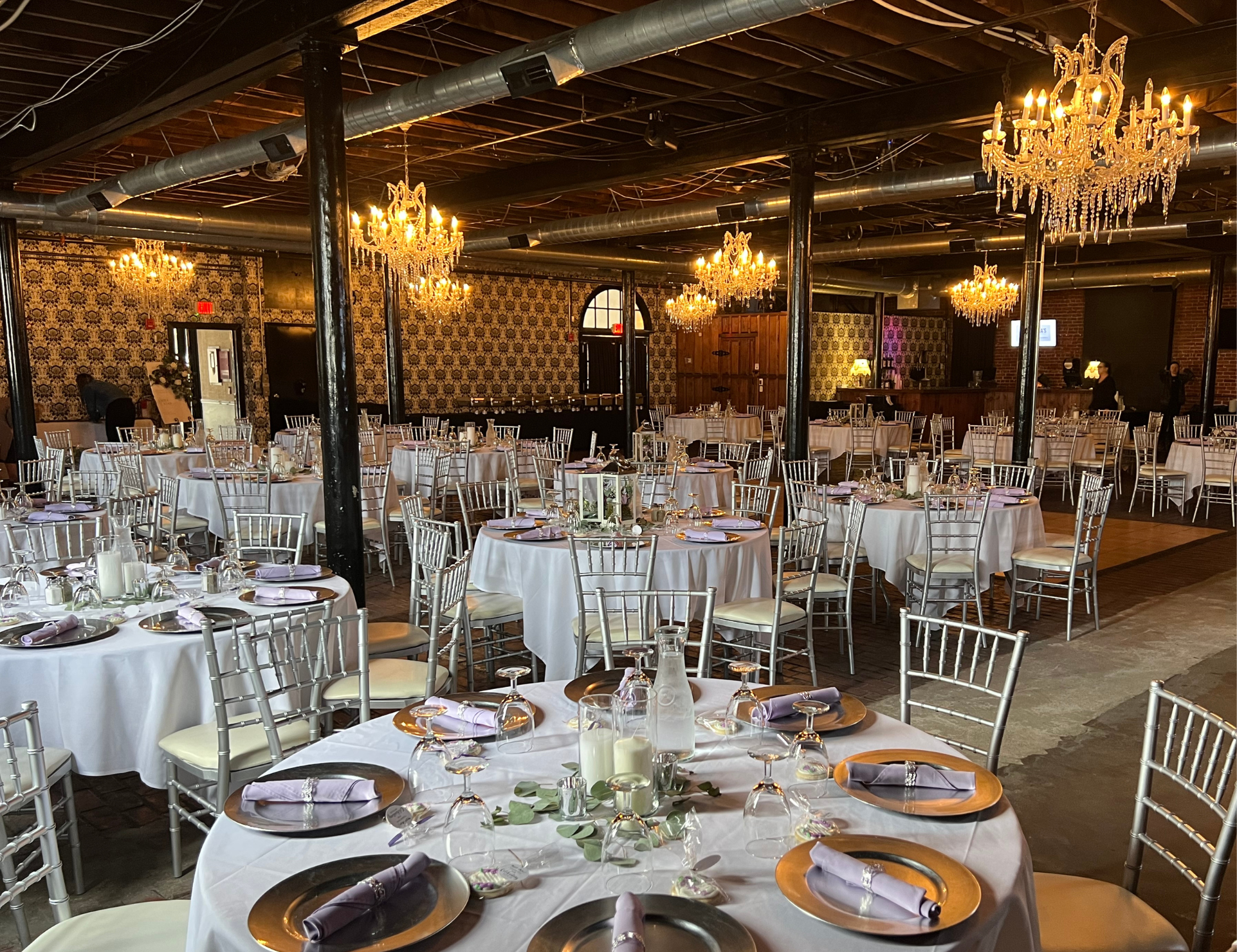 Alexandria's | Bar | Restaurant | Event Venue in Findlay, OH (6)
