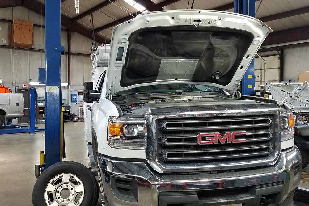 Hibshman's Auto Service, Inc in East Earl, PA (6)