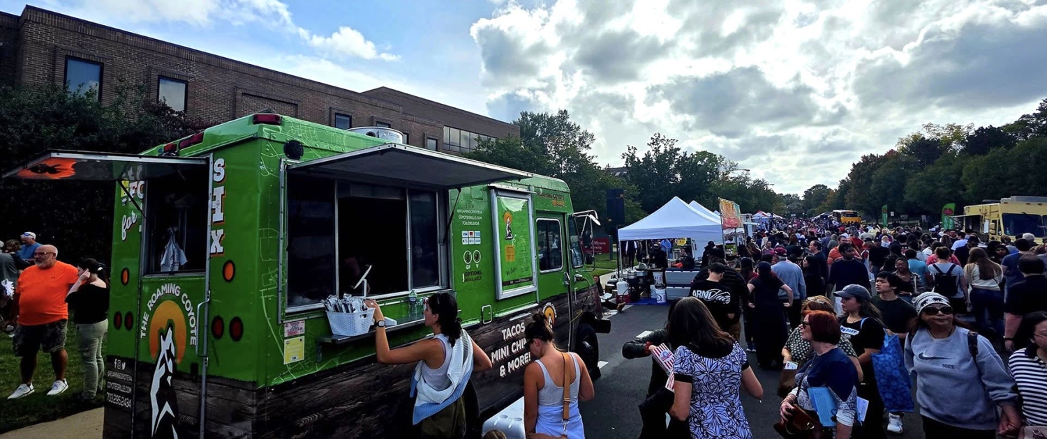 The Roaming Coyote Food Truck in Burke, VA (5)