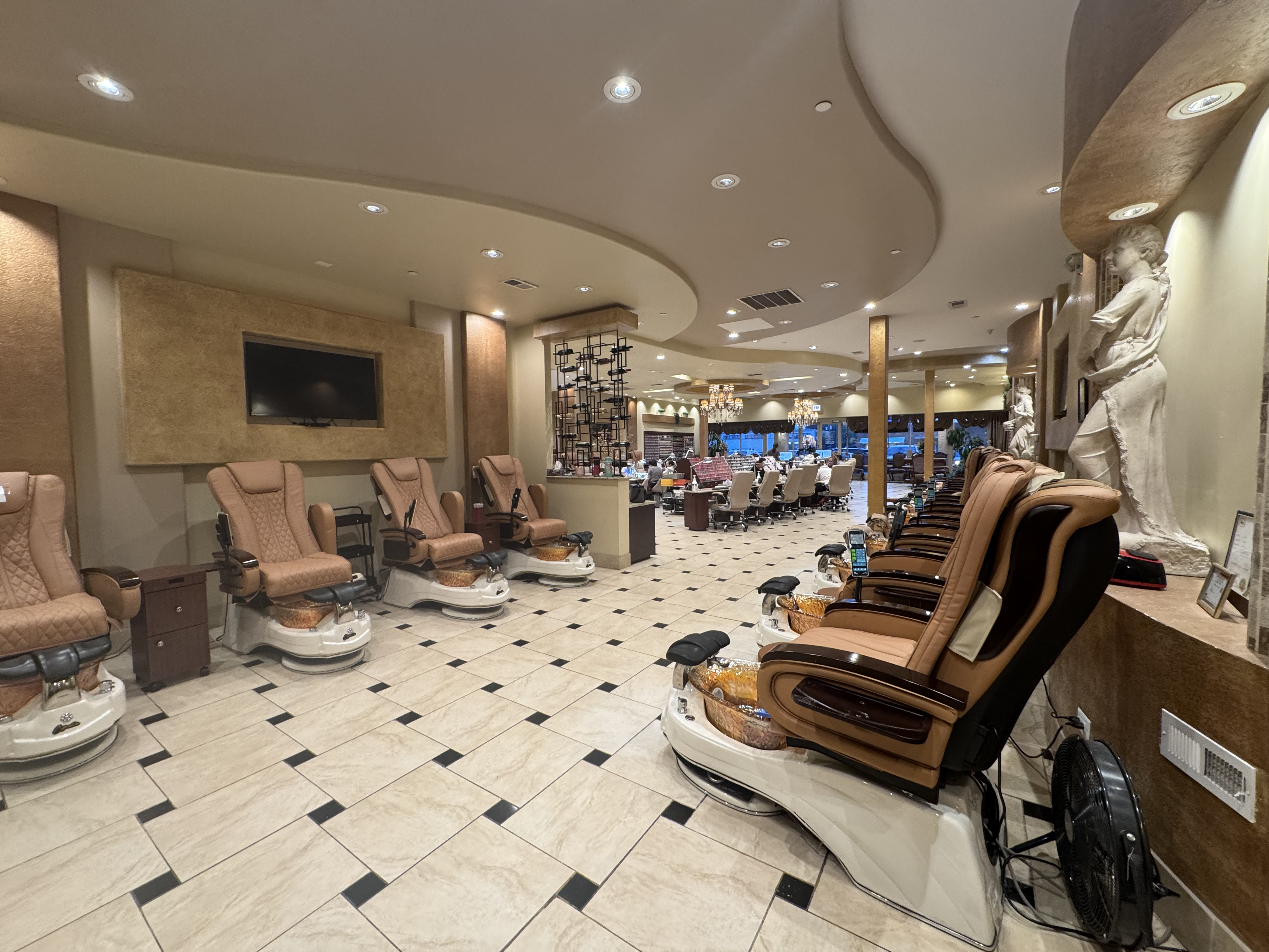 Venezia Nails Spa in Harwood Heights, IL (3)