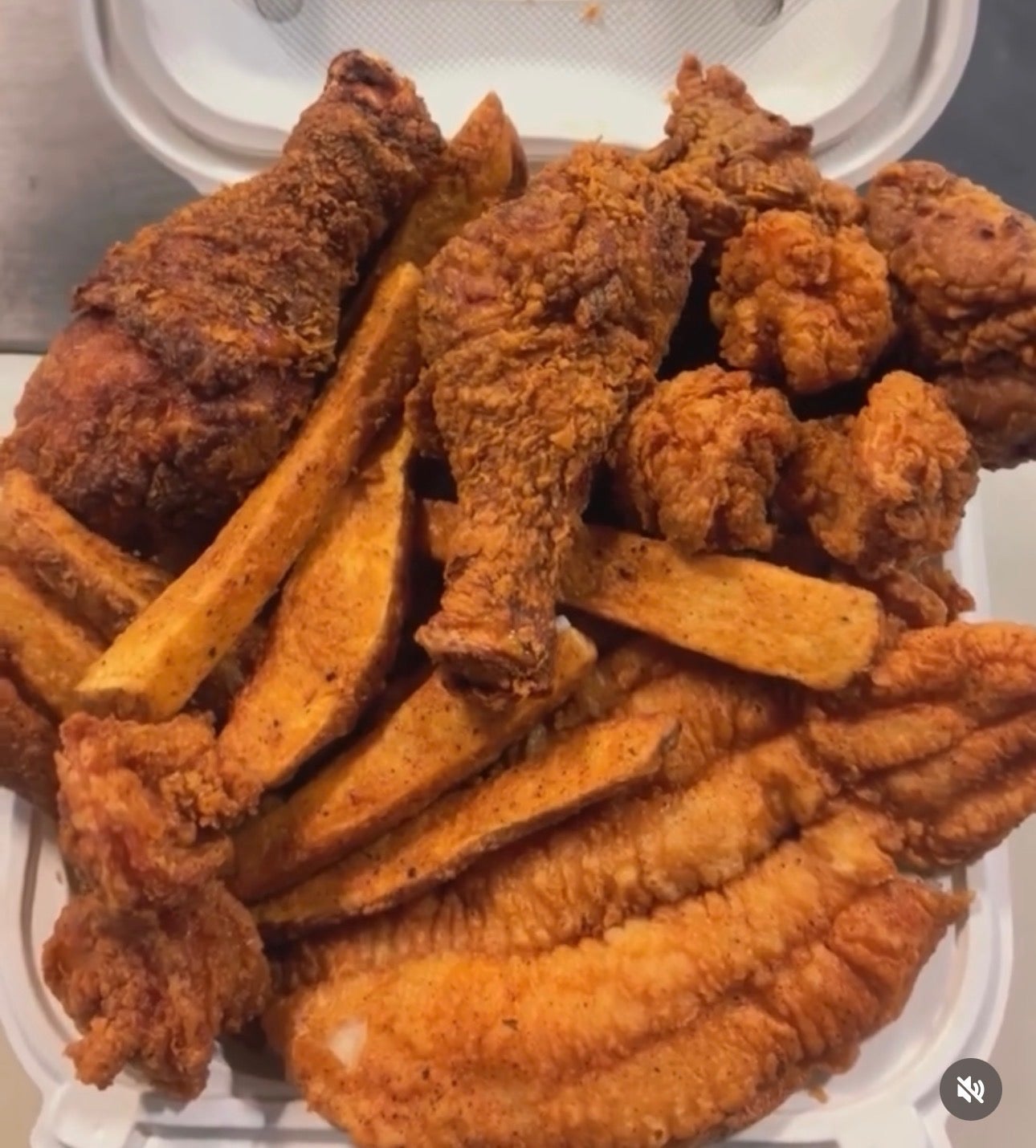 Cali Peaches Cuisine in Lancaster, CA (6)