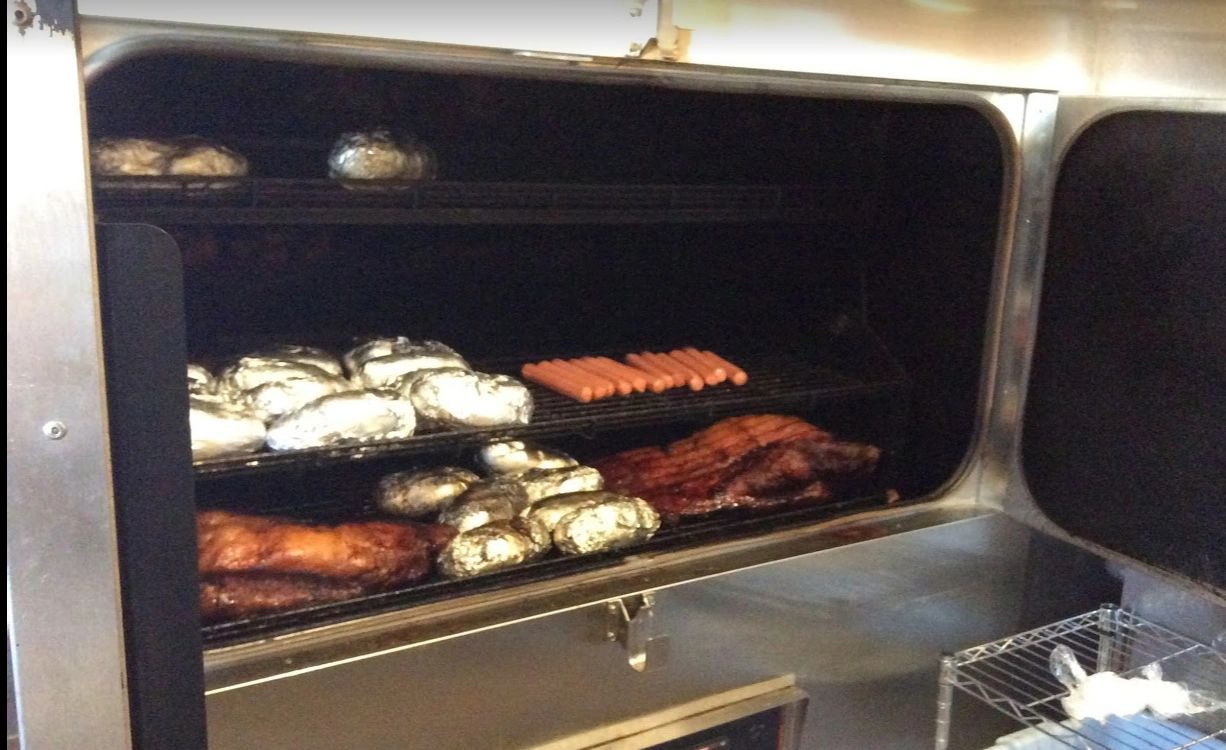 Vicky's Bar-B-Q in Mabank, TX