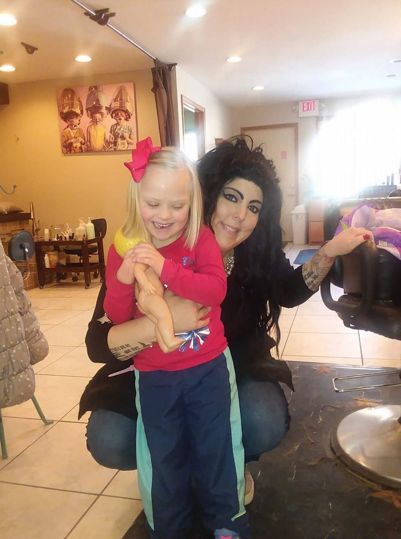 Alana's Runnin With Scizzors, LLC in Reedsburg, WI (5)