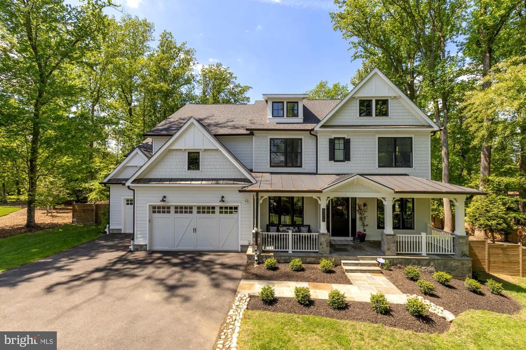 Lexie Doud Realtor in Reston, VA (2)