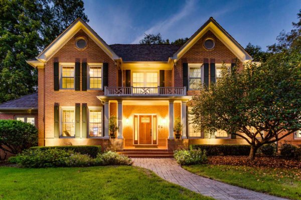 Ashley Pun - Deniz Realty Partners, LLC in Winter Garden, FL (3)