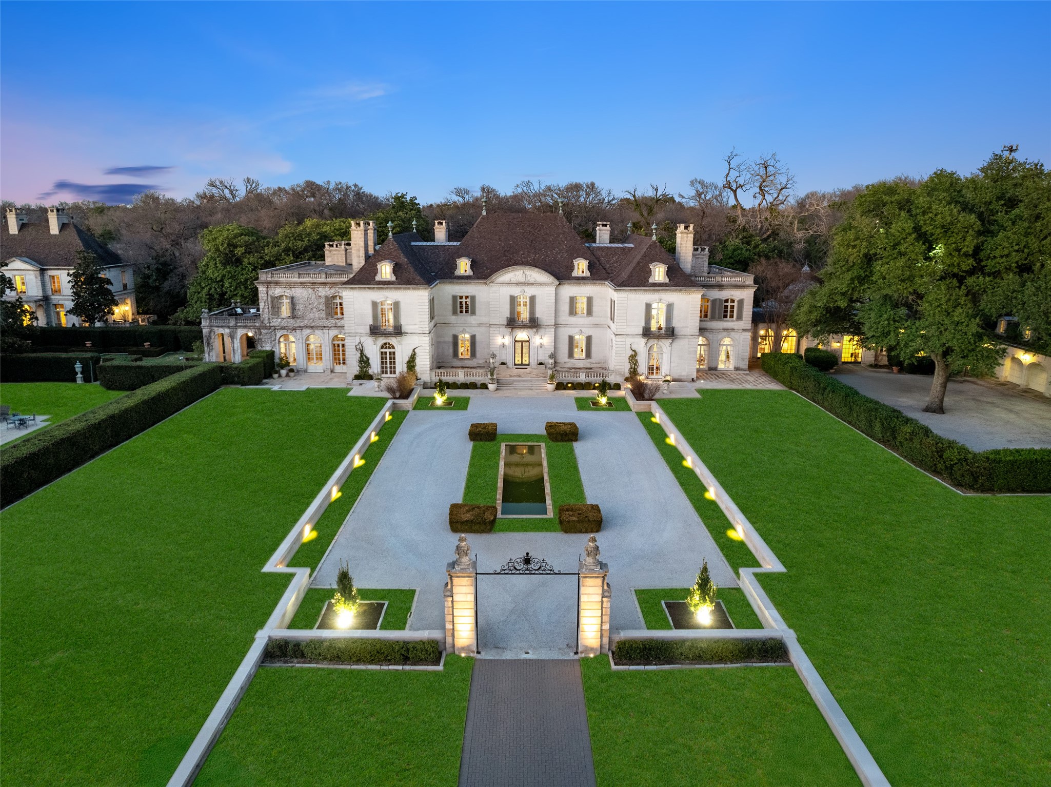 Halle McCrory, REALTOR®, Dallas + Park Cities Real Estate, Luxury & New Construction Specialist in Dallas, TX (6)