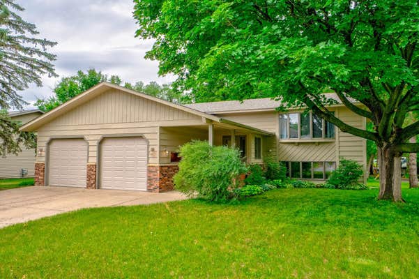 Toot Penovich Realty ONE Group SIMPLIFIED in Roberts, WI (5)