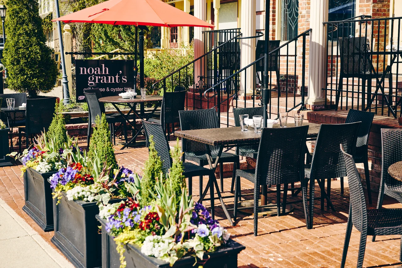 noah grant's grill house & oyster bar in Zionsville, IN
