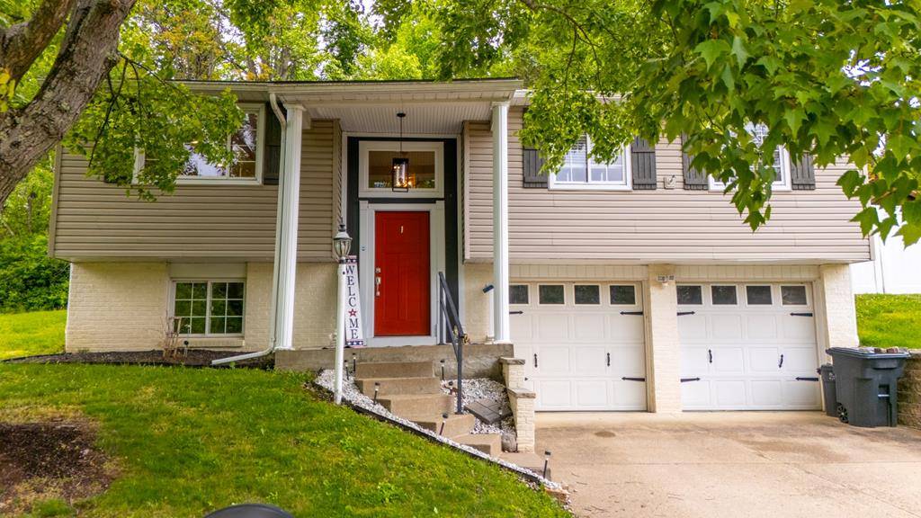 Laney Ross, Harvey Goodman Realtor in St Clairsville, OH (4)