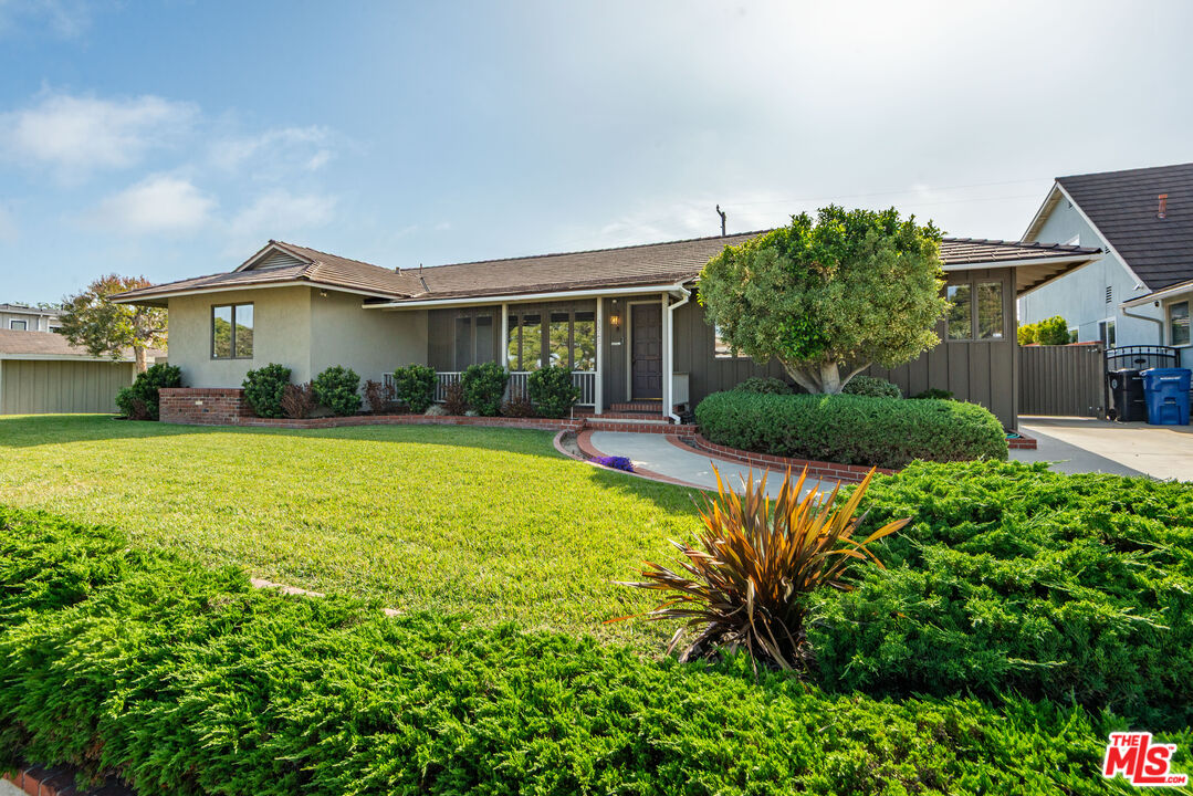 Accardo Real Estate Associates in Harbor City, CA (3)