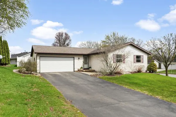 Christine Cooper, Real Estate Agent - RE/MAX Preferred Sun Prairie in Sun Prairie, WI (5)