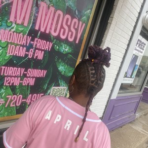 Yayo’s Divine Beauty Loc Exstentions & Braids in Toledo, OH (3)