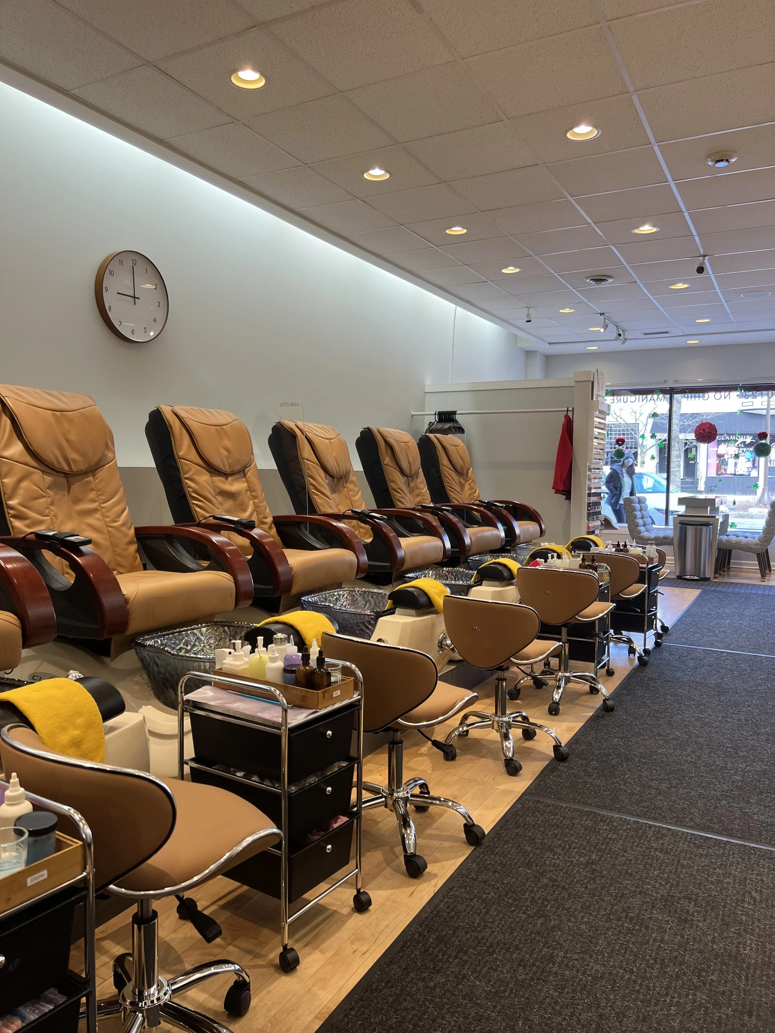 Lotus Nails in Highland Park, IL (3)