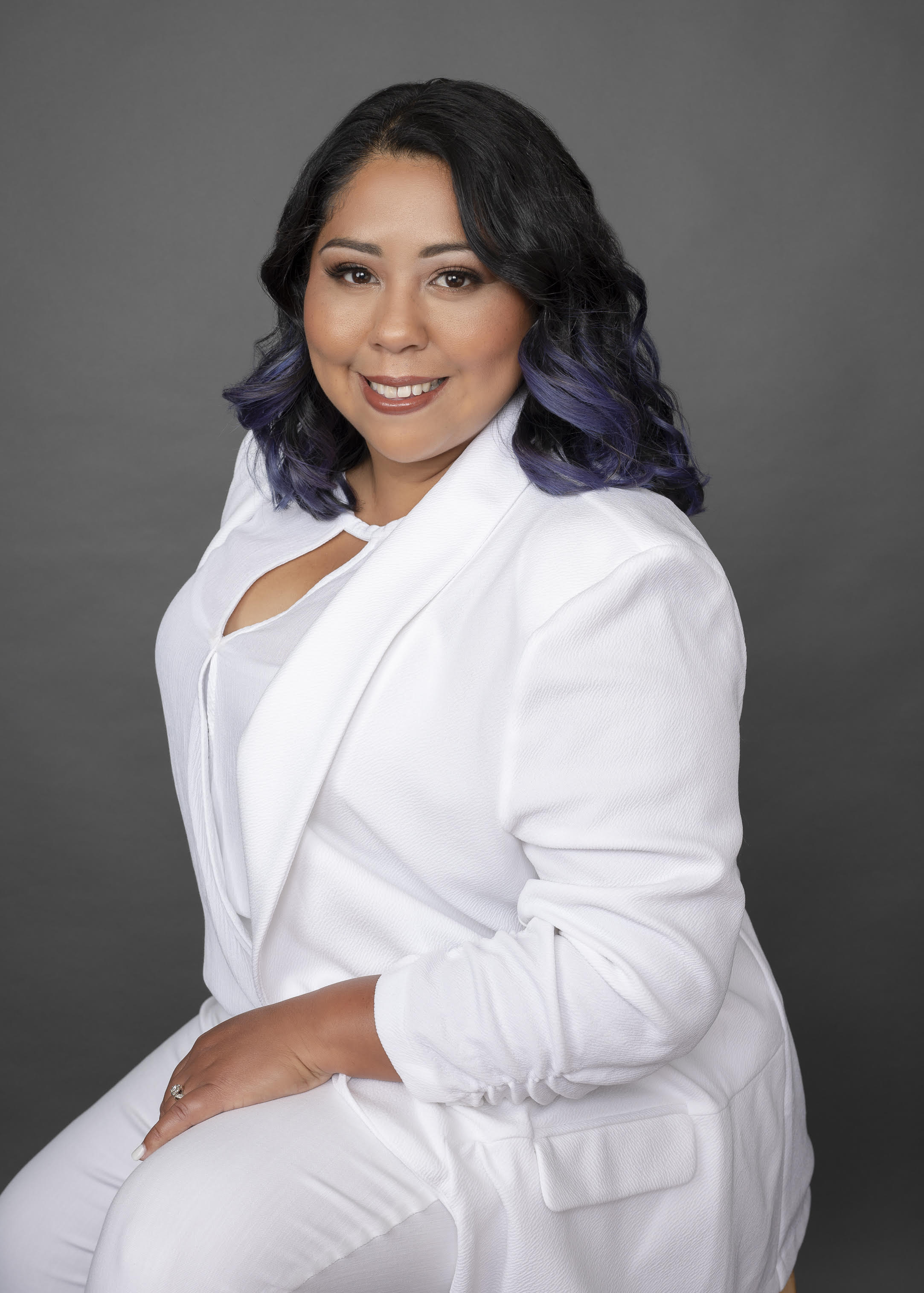 Luz Scott-Lenger Realtor-Luxury Custom Home Agent in Hanford, CA (2)